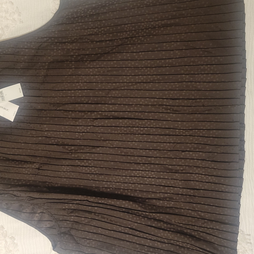 Banana Republic Brown Pleated Blouse